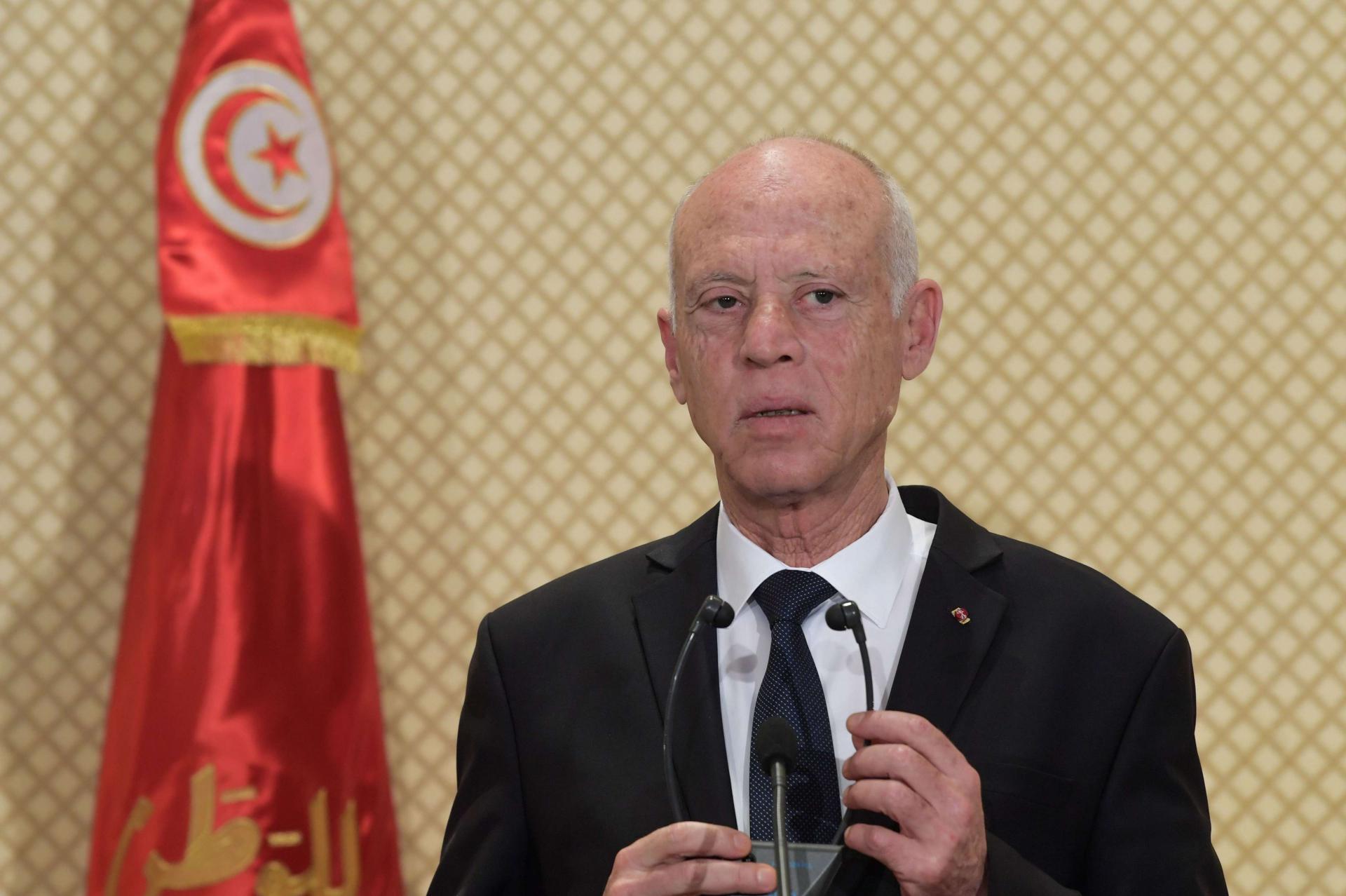 سعيد قيس الرئيس التونسي السيرة الذاتية